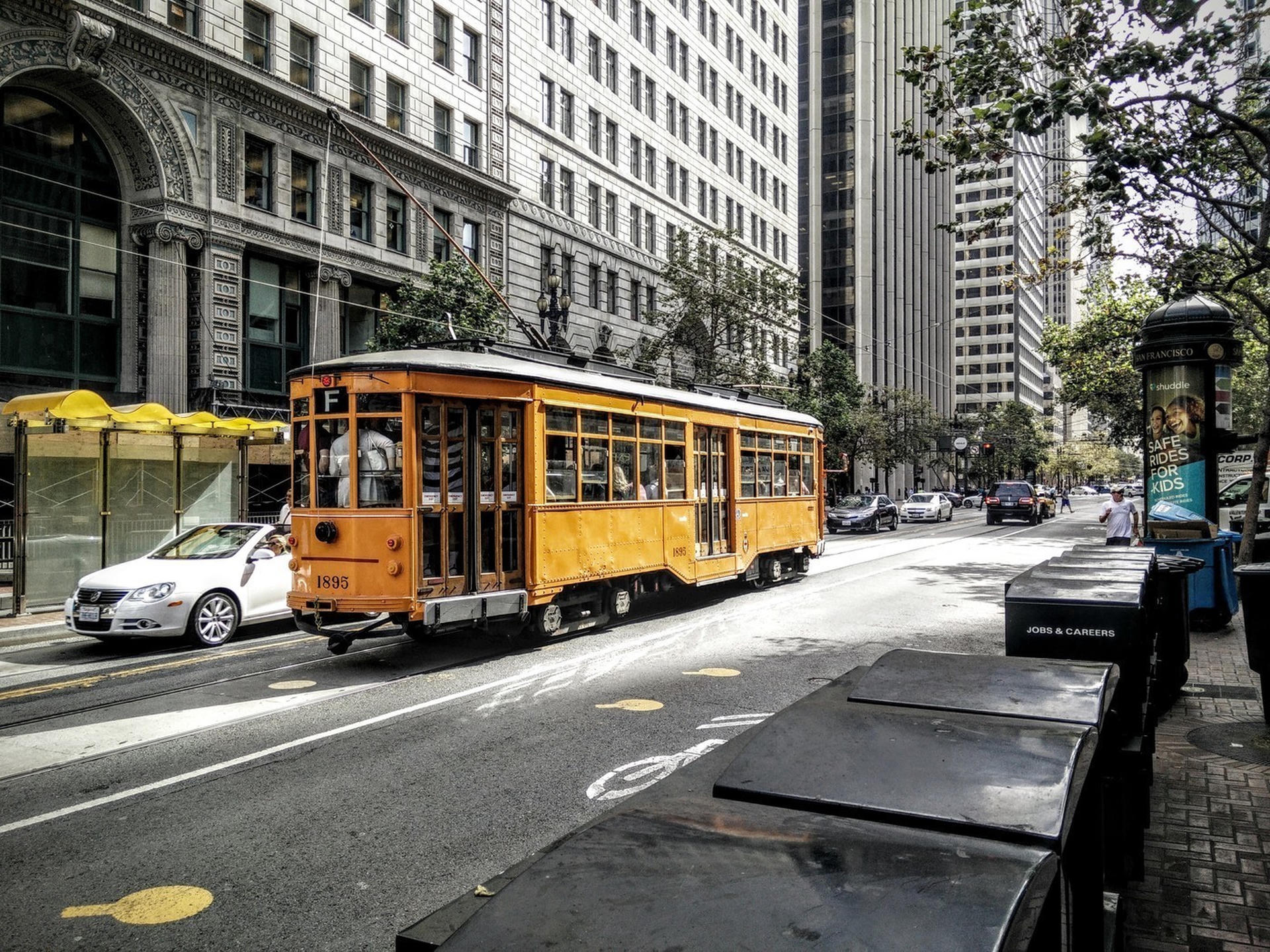 Obligatory Trolley Shot